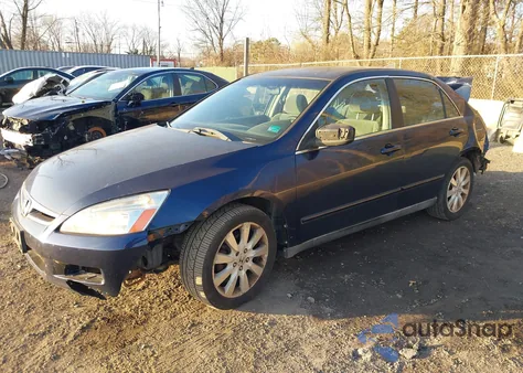 2007 Honda Accord 3.0 Se from USA, damaged, VIN 1HGCM66447A079841